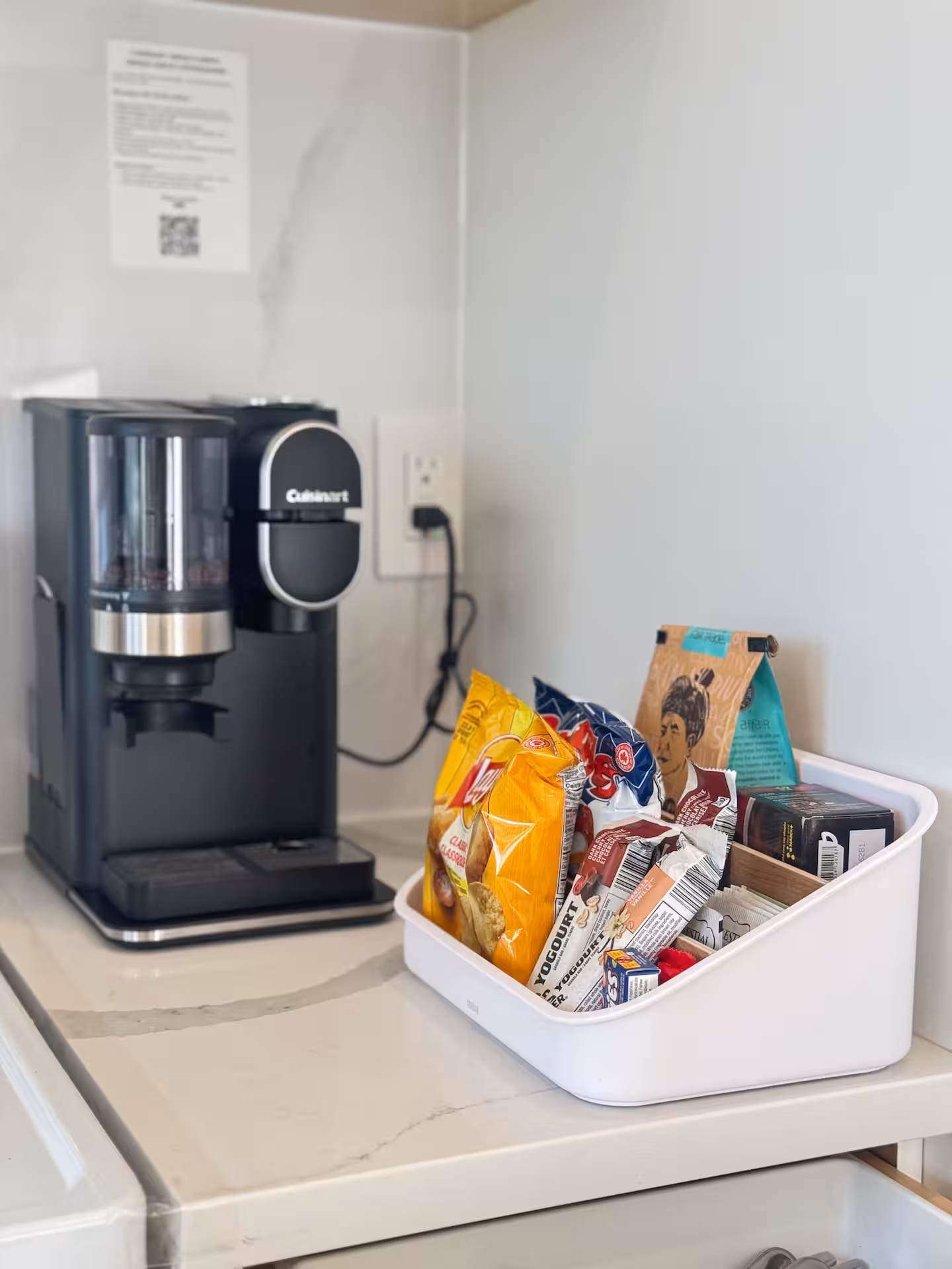Kitchen amenities 2